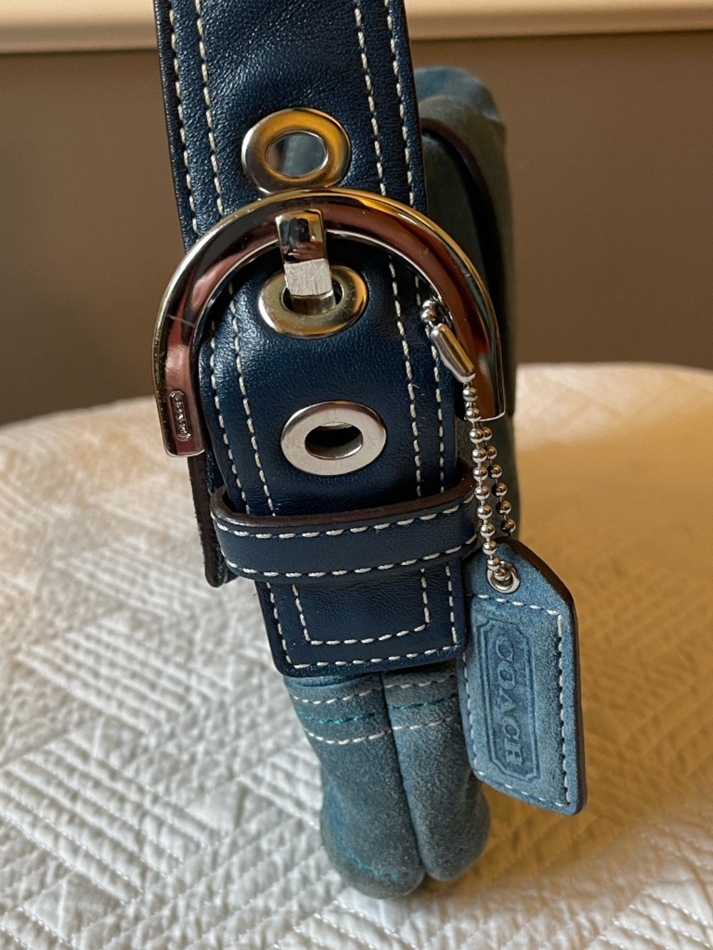 RARE Y2K Coach Vintage Soho Flap Shoulder Saddle Bag in Blue Suede No H05S-8A18 - Picture 5 of 16
